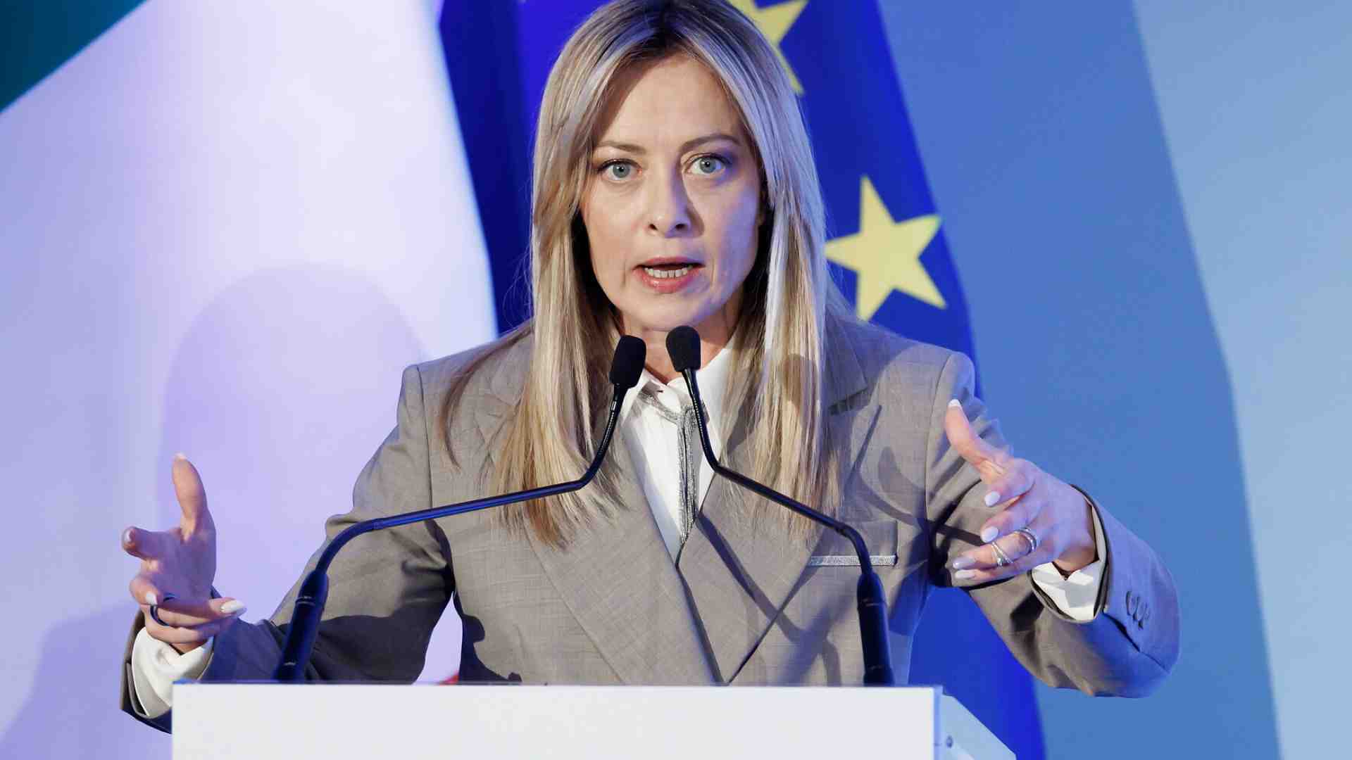 Meloni Portobello: attacca i giudici della famiglia nel Bosco e chiama i leader Ue su Iran. L'allarme: Rai e Mediaset sabotano il "sì"