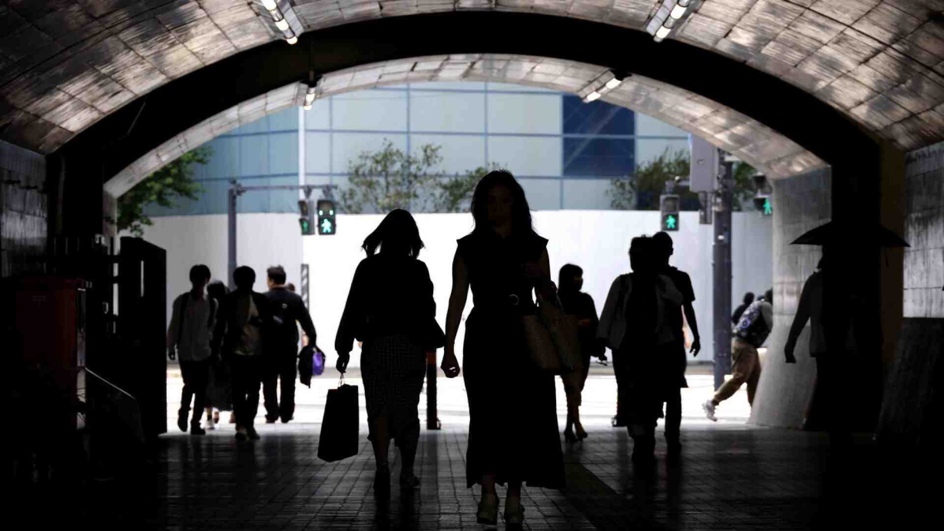 Il gender gap oltre gli slogan. Il problema non è l’ufficio, ma la casa