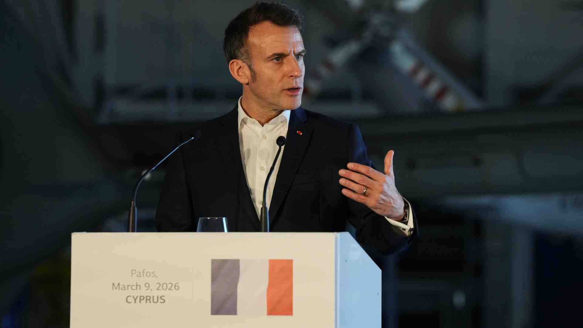 Macron dice: un attacco a Cipro è un attacco all’Europa. Armi, piani e alleanze da Hormuz alla Turchia