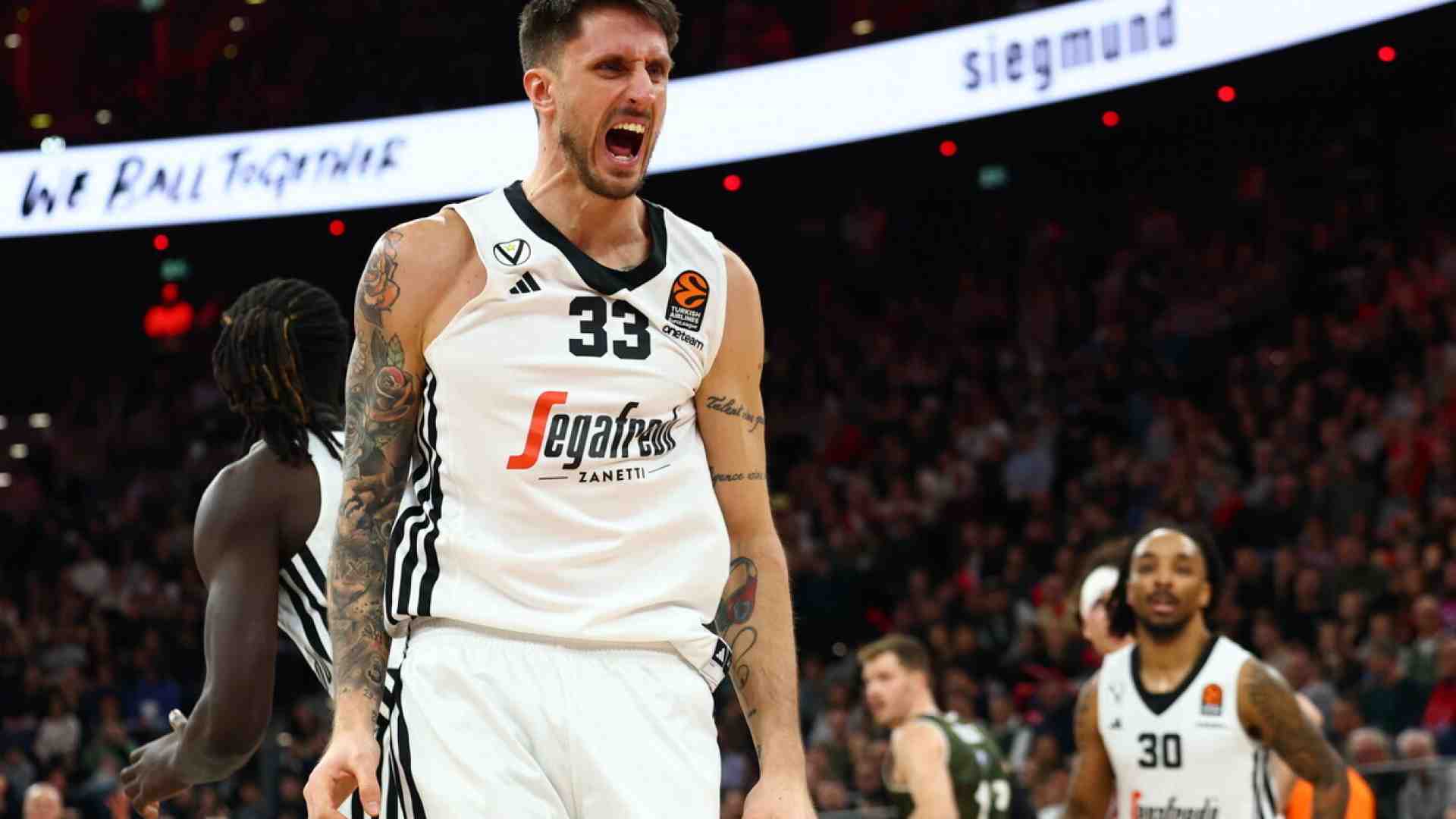 “Sono uscito dal buio, ma ho perso Dio”. Intervista ad Achille Polonara