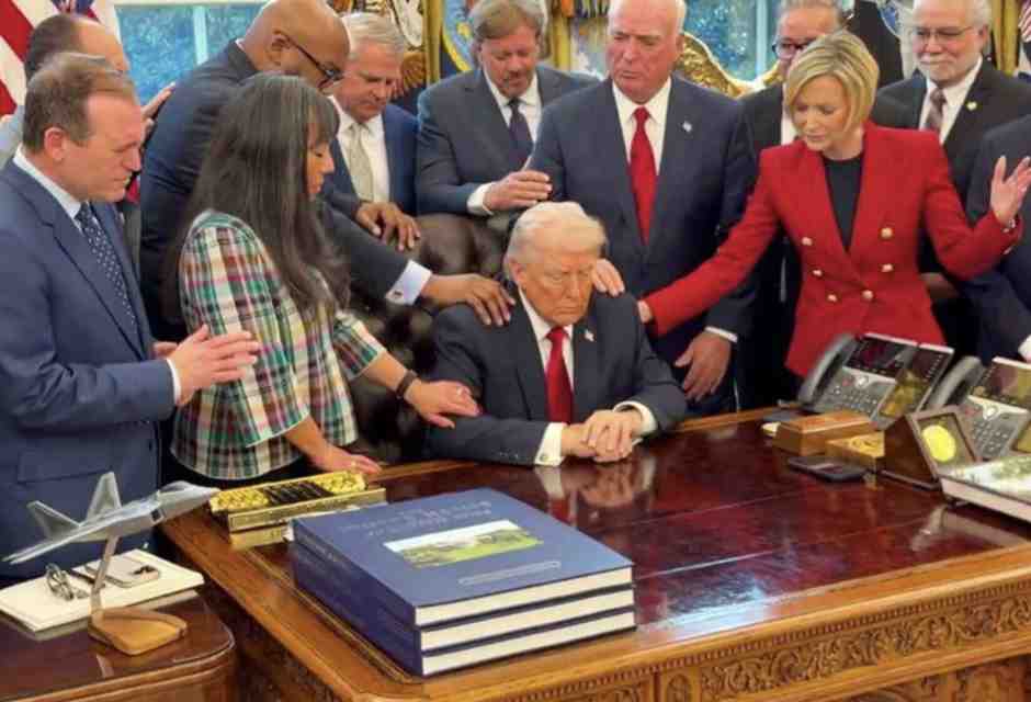 Trump ci rende tutti imbecilli