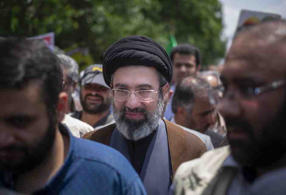 Chi è Mojtaba, il figlio di Ali Khamenei nominato guida suprema dell'Iran