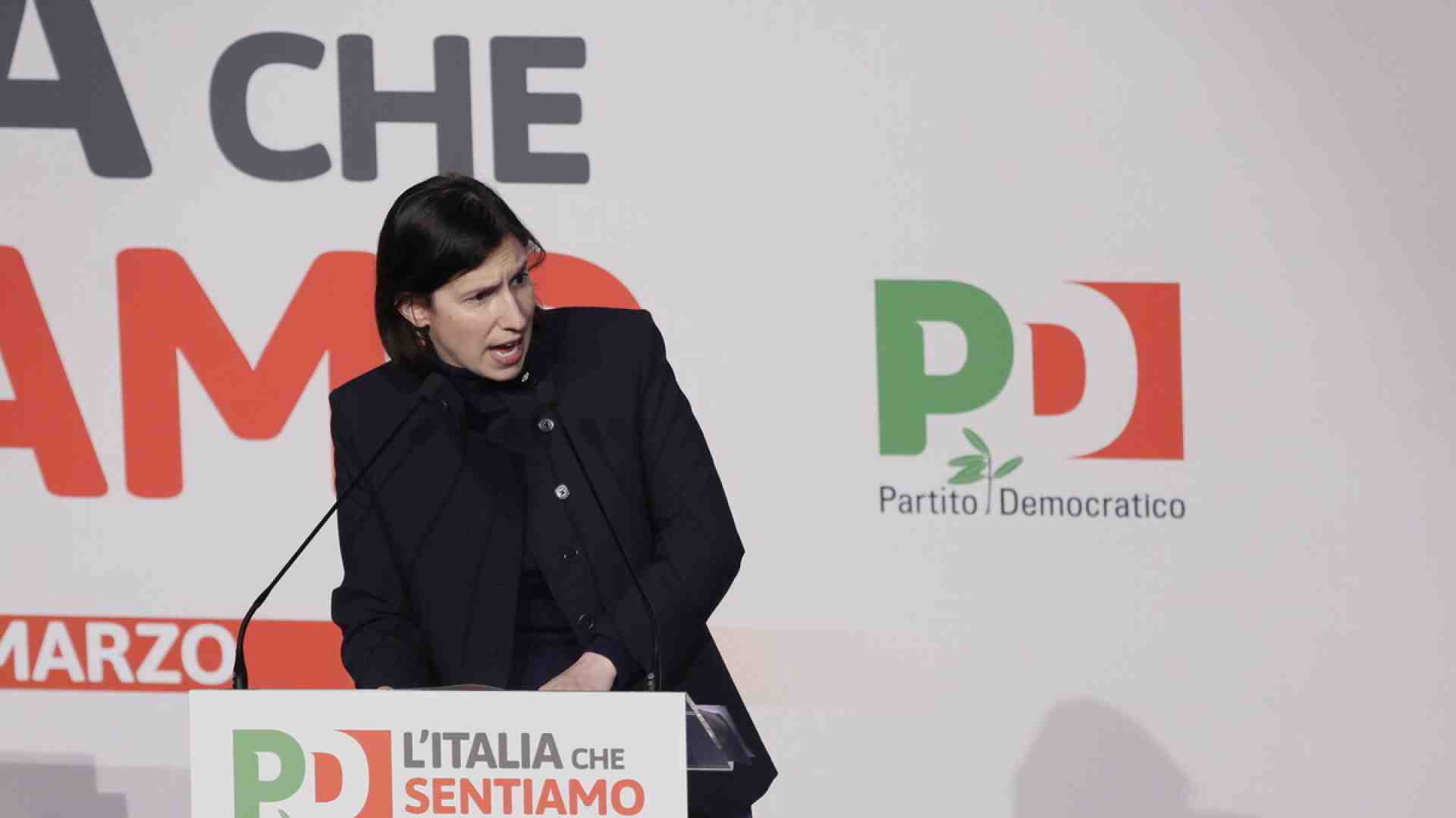 Meloni accoglie la proposta sulle accise di Schlein, la segretaria rilancia per la leadership
