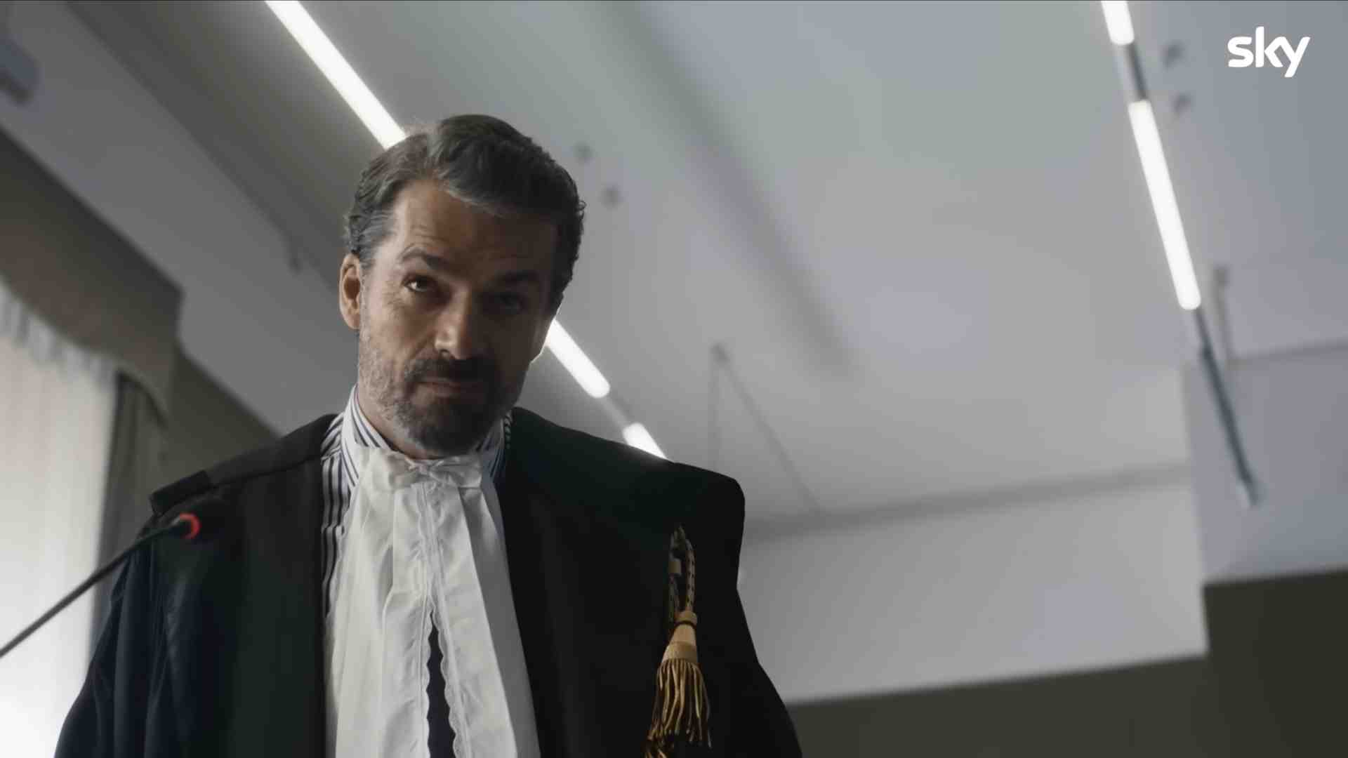 Il fascino scorretto della giustizia. Argentero appende il camice al chiodo e indossa l'abito dell'Avvocato Ligas