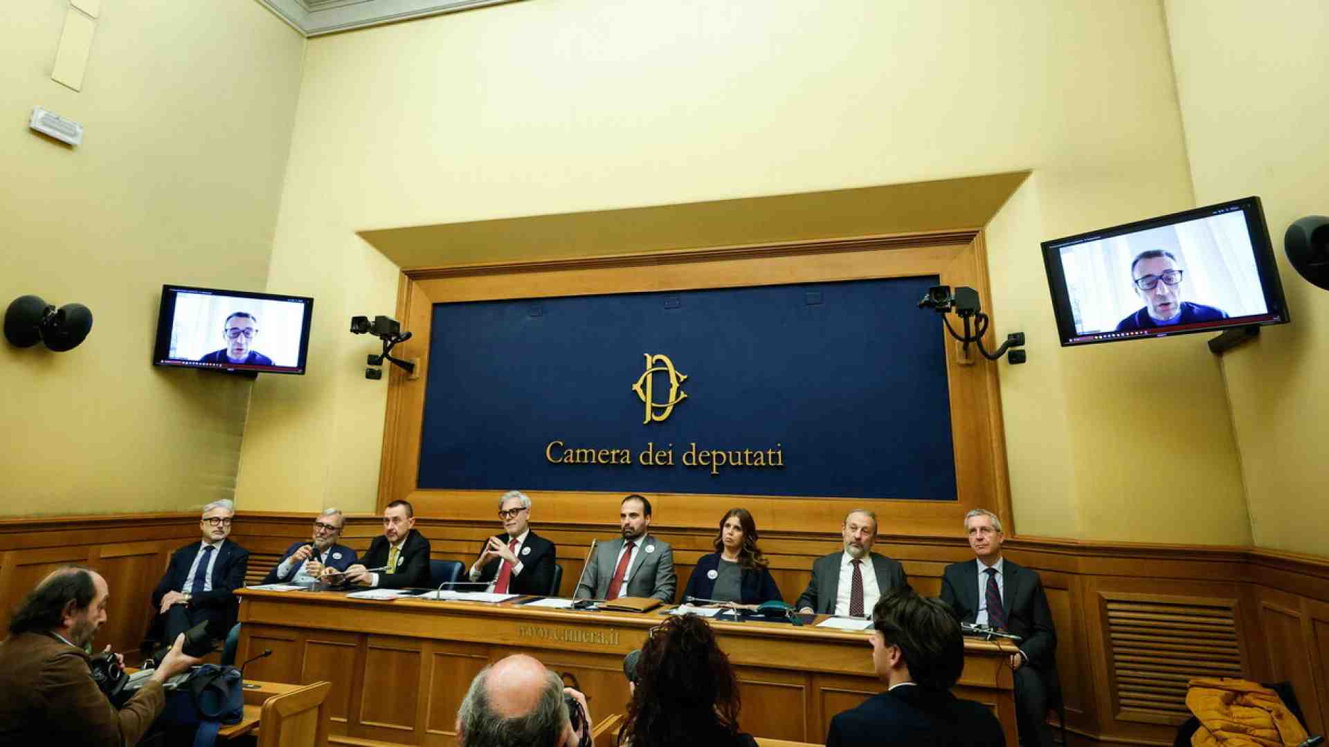 L'Intergruppo per il Sì, “riformisti trasversali” dal Pd a FdI