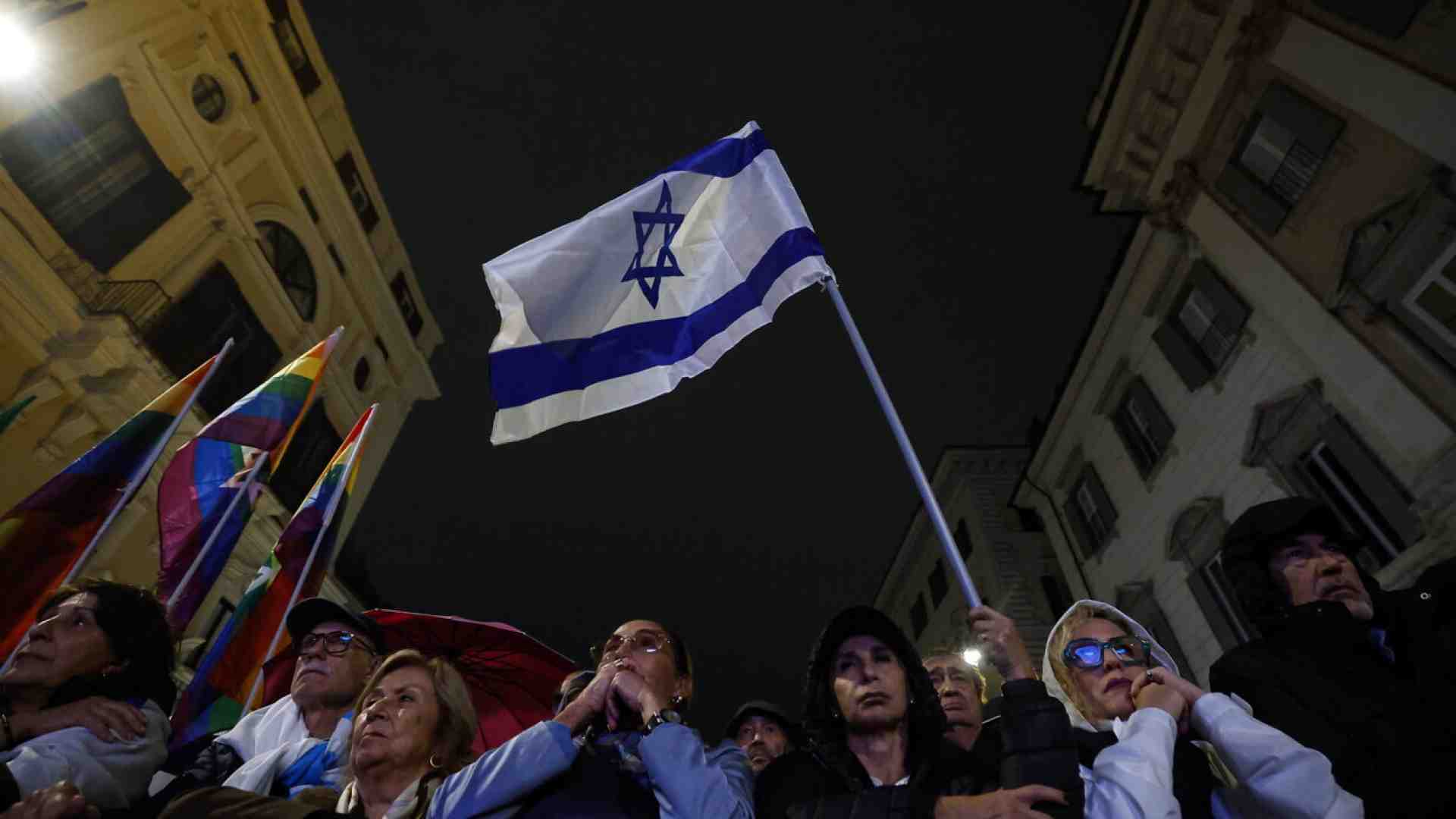 Dopo l’attacco in Belgio, uno sventato a Oslo. Un anno di attacchi ai siti ebraici