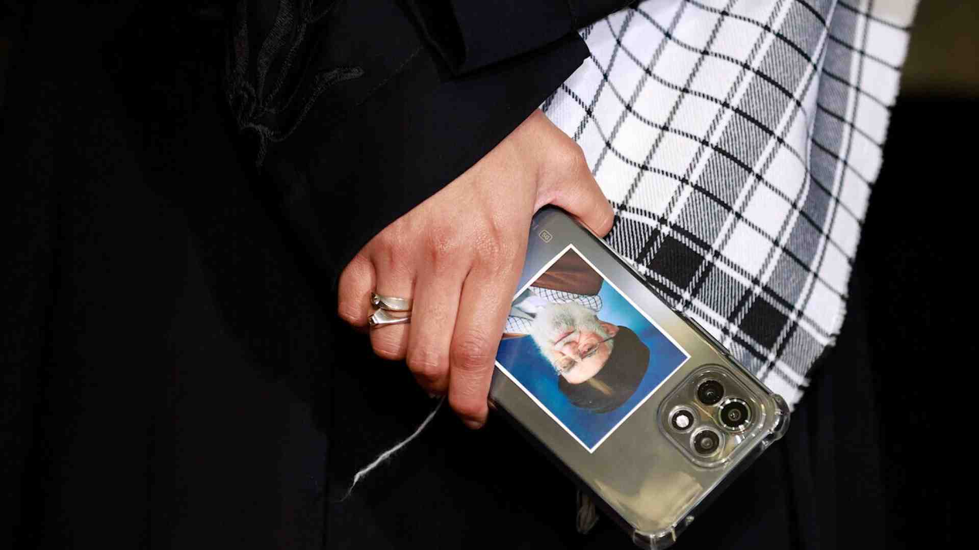 La guerra anti ayatollah illumina le ipocrisie di chi difende la libertà con una mano dietro la schiena