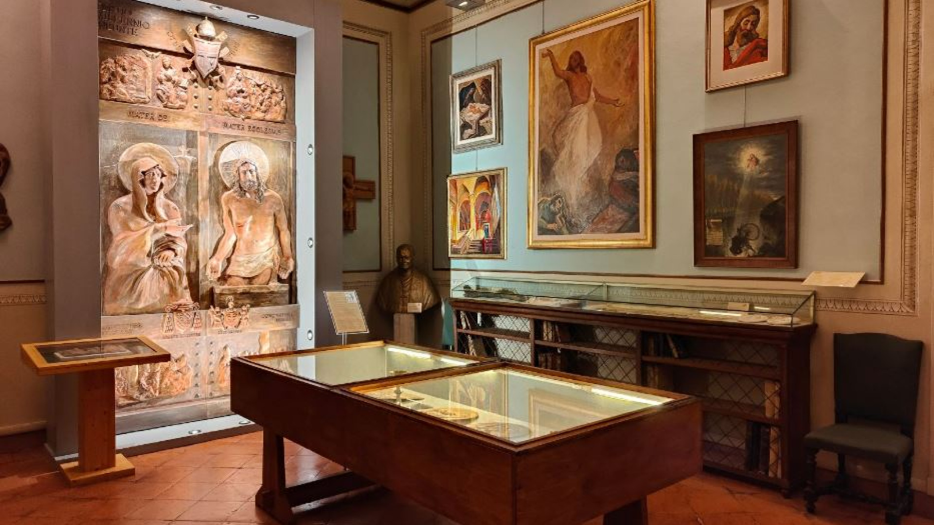 Nel Museo diocesano di Imola c'è una copia della Porta Santa