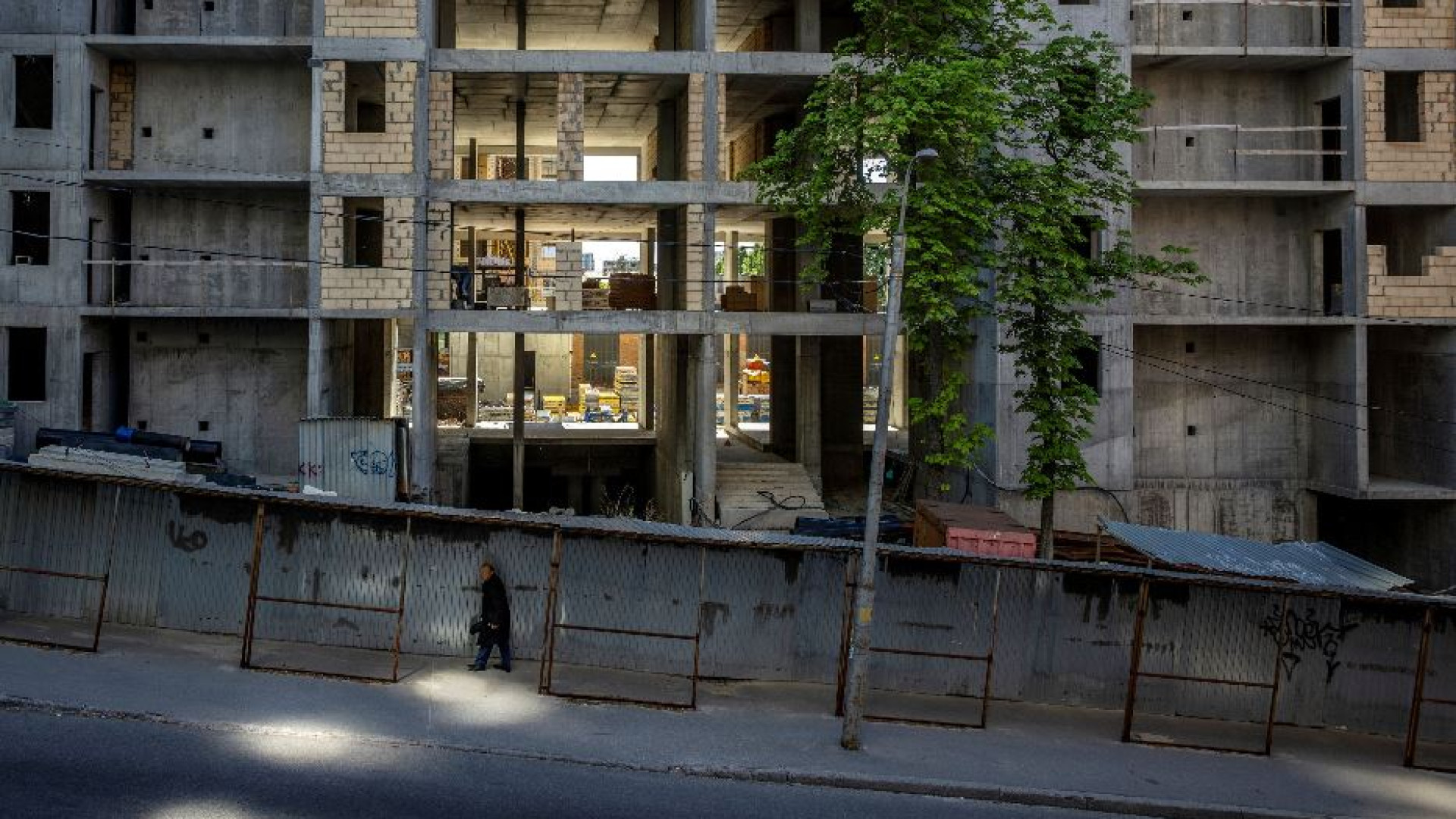 Putin: tre giorni di tregua per il 9 maggio. Kiev: un mese subito