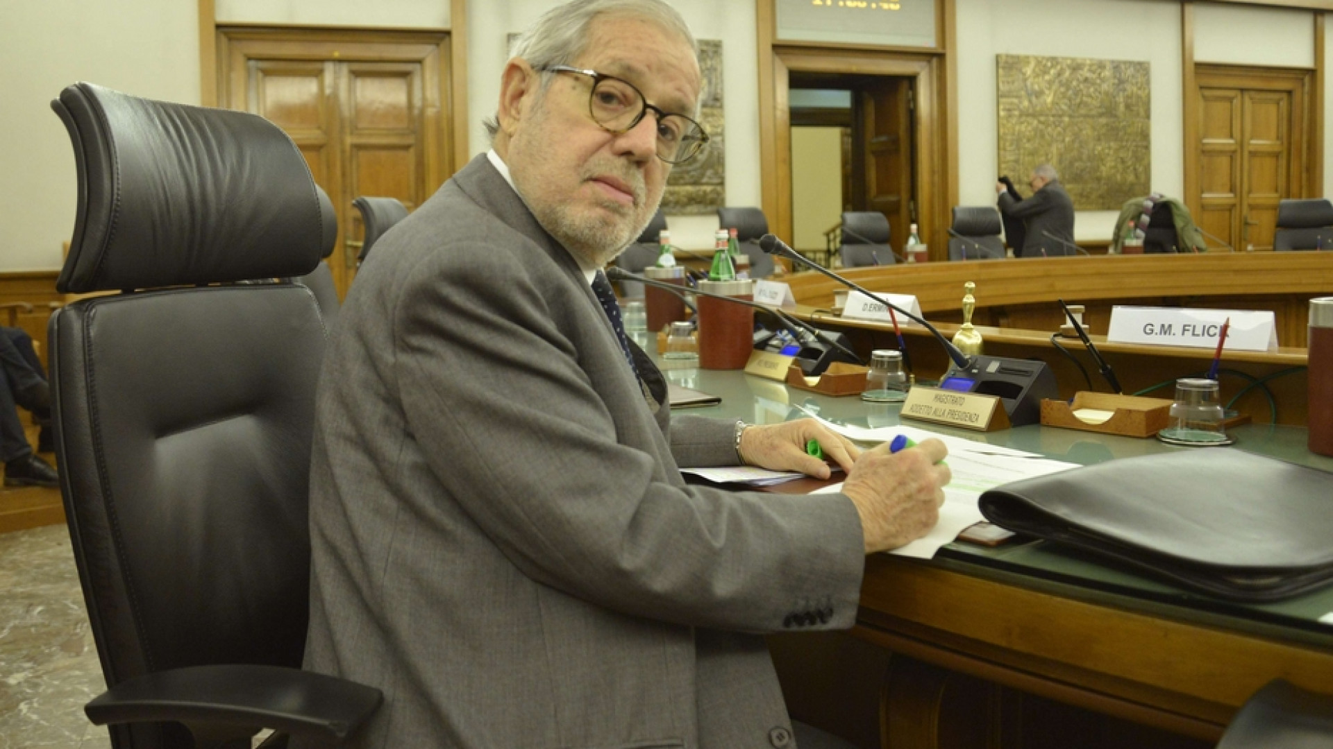 Flick: suicidio assistito, legge condivisa per stoppare deriva referendaria