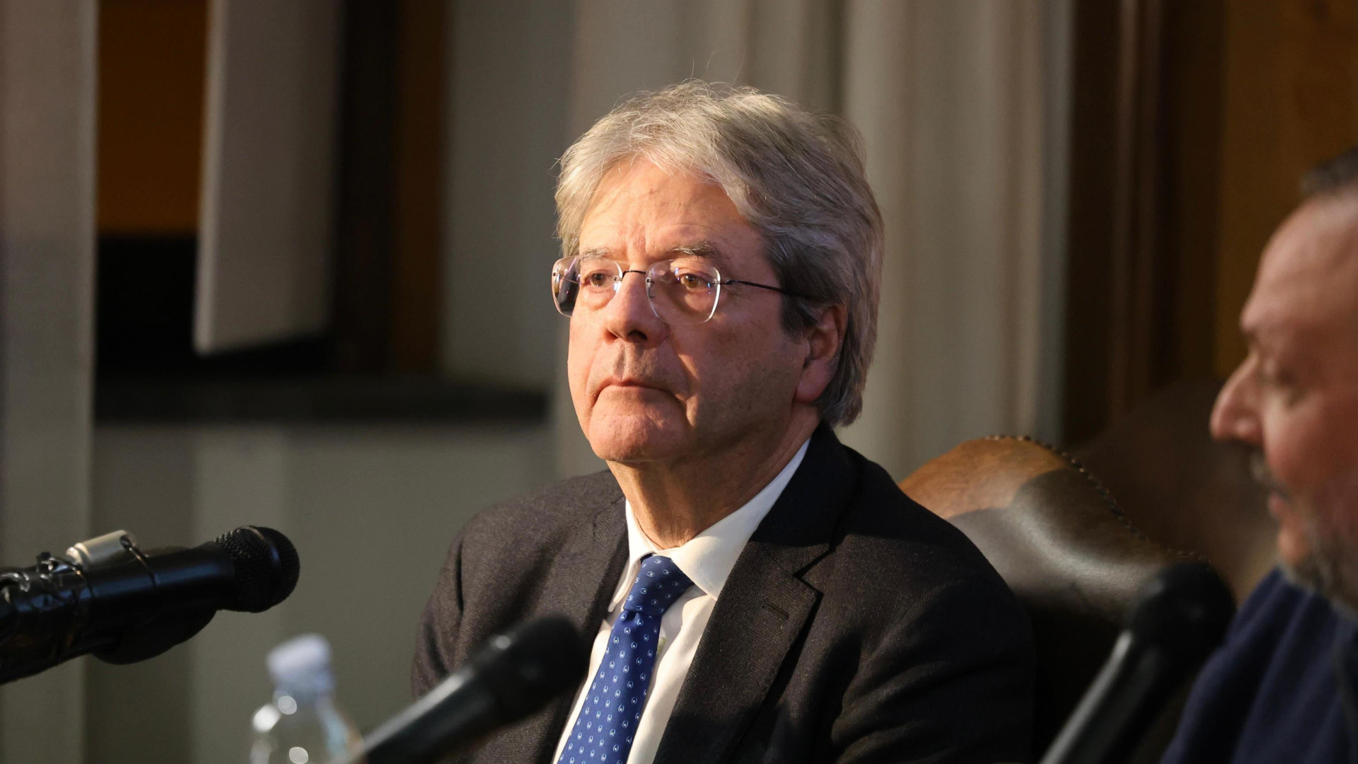 Gentiloni: «È una bellissima giornata. Unire i riformisti, io non cerco ruoli»