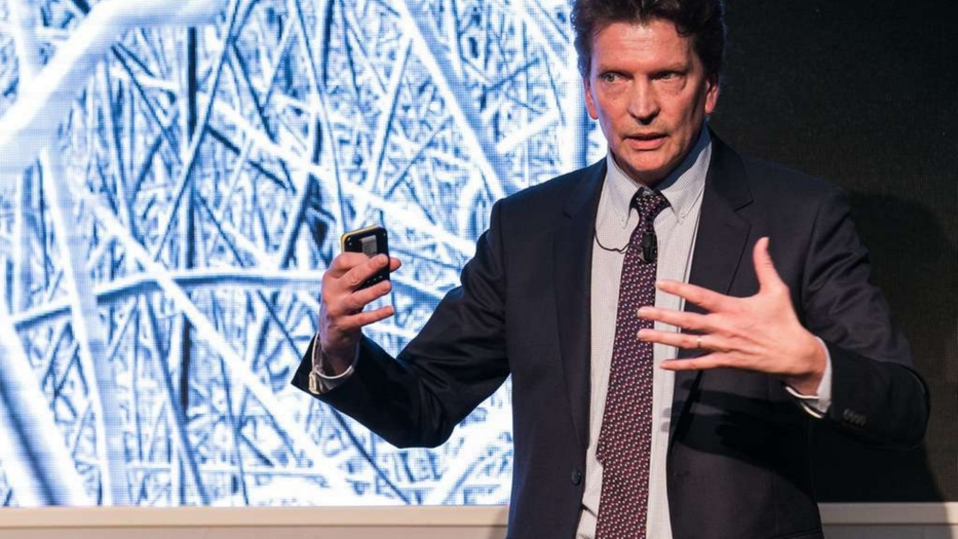 Un miliardo per centomila neuroni. Il fallimento istruttivo del progetto Ue