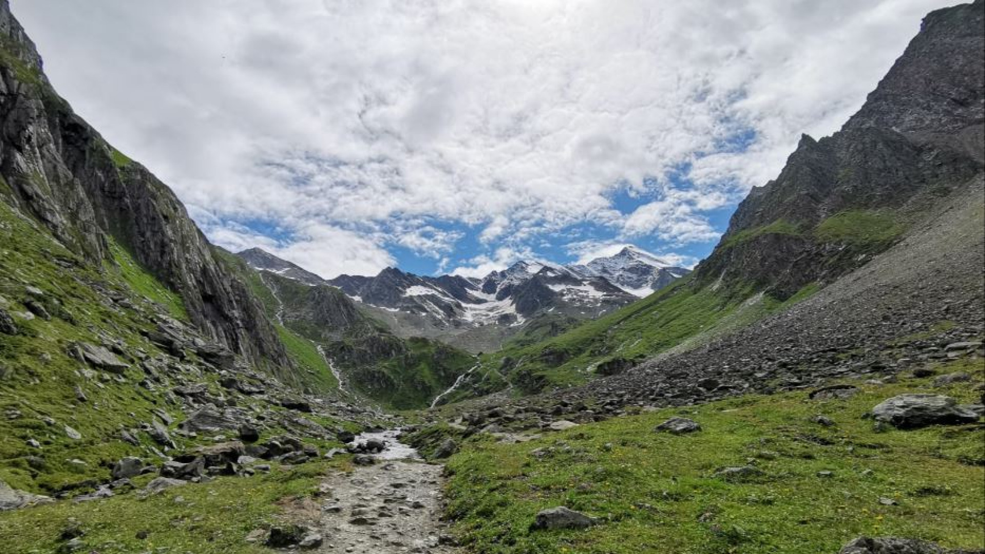La montagna soffre, ma è possibile cambiare rotta