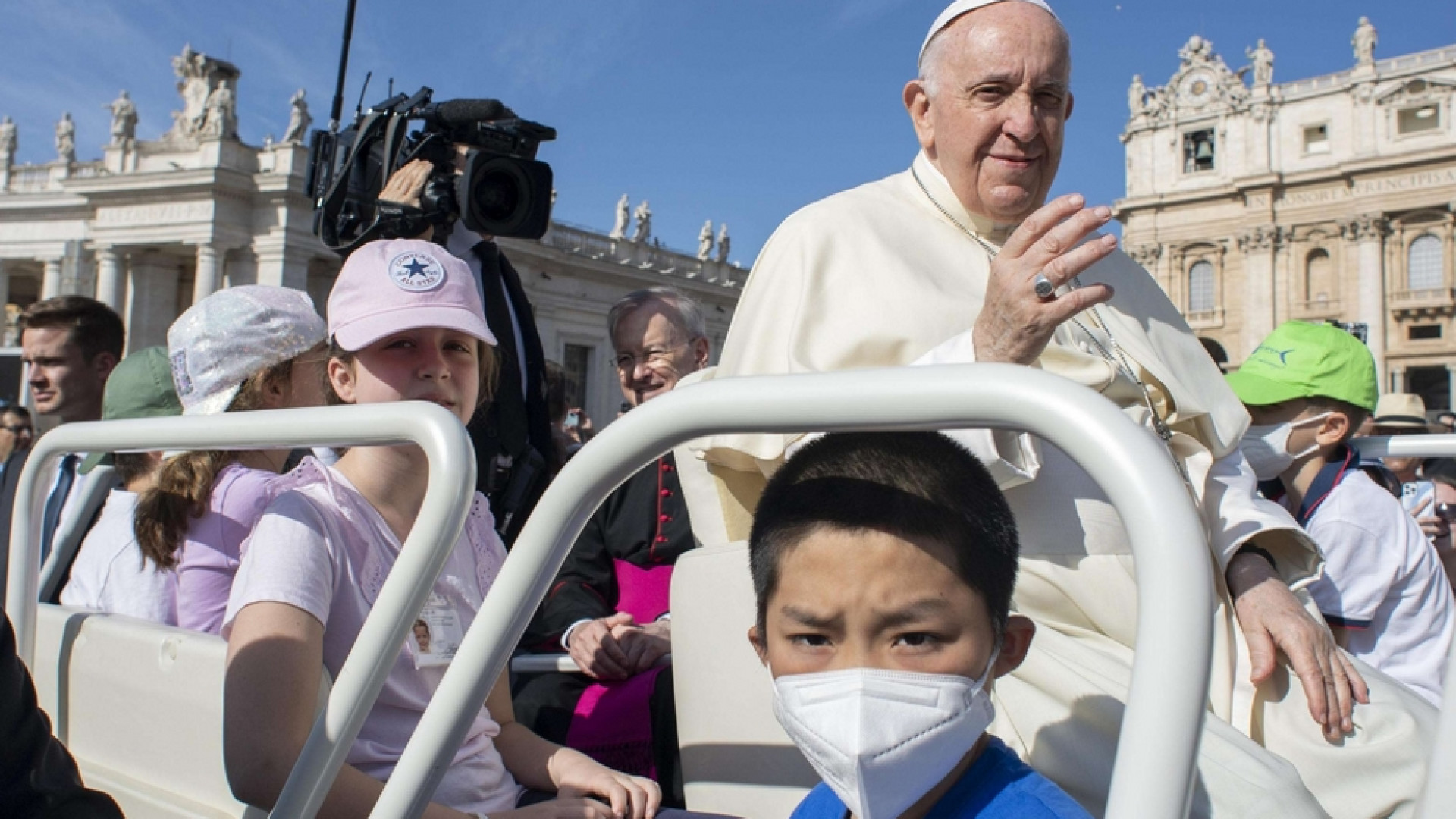 Francesco: il racconto, quel tessuto che ci unisce