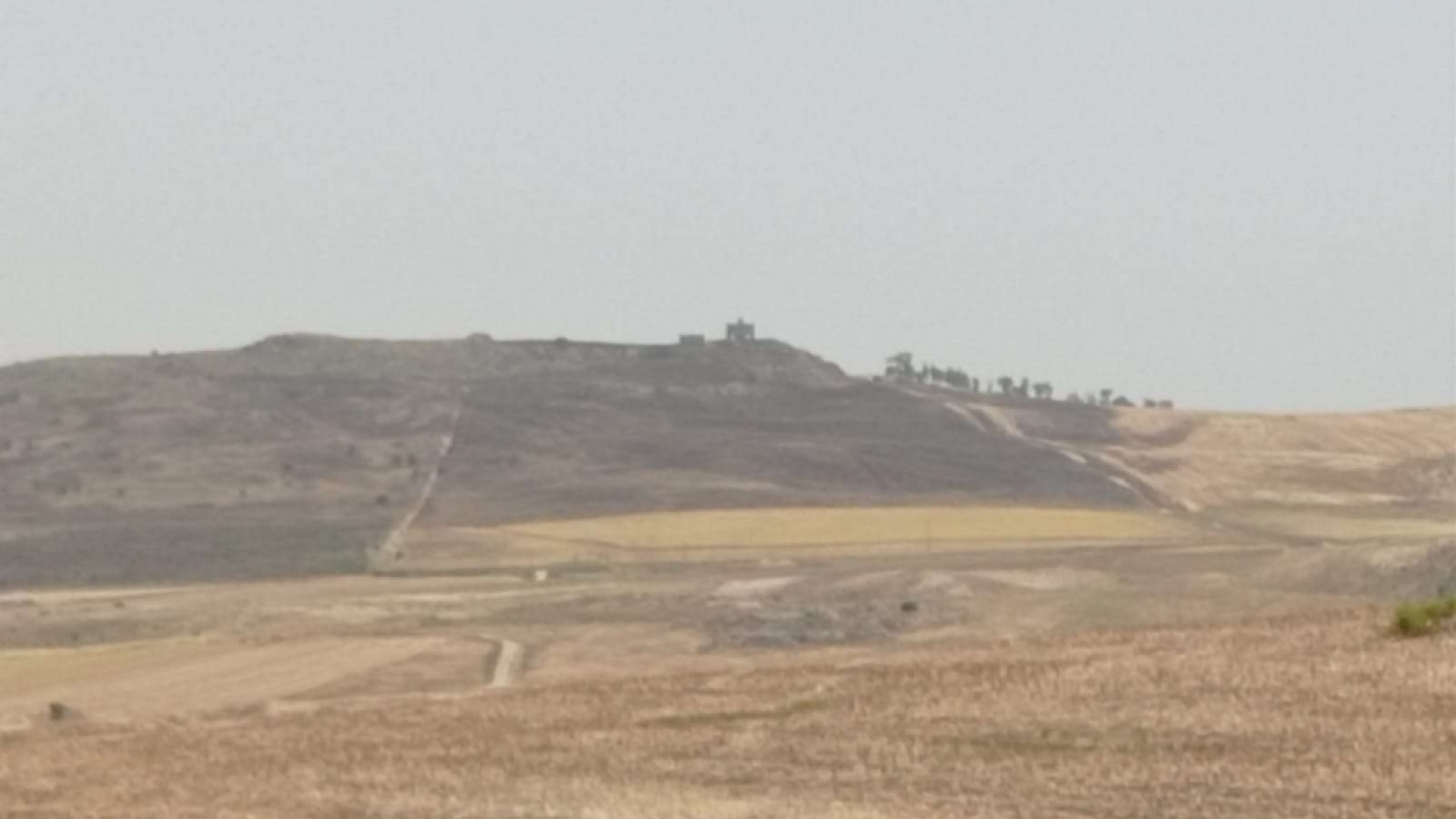 Incendio devasta la cooperativa Livatino, forse il dolo dietro le fiamme